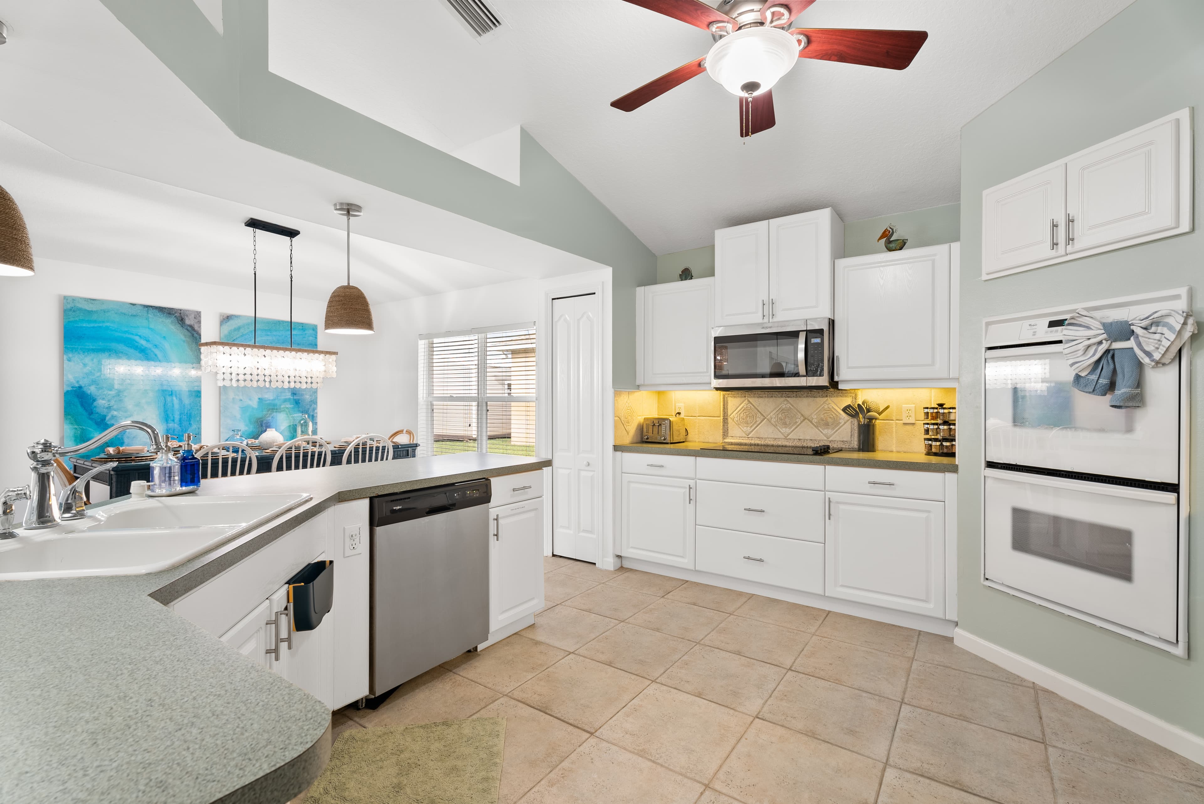 Kitchen island with bar seating